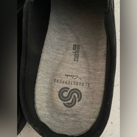 Clark's Black cloudstepper shoe - Picture 3 of 7